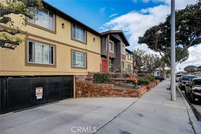 4633 Marine 112, Lawndale CA 90260 for Sale