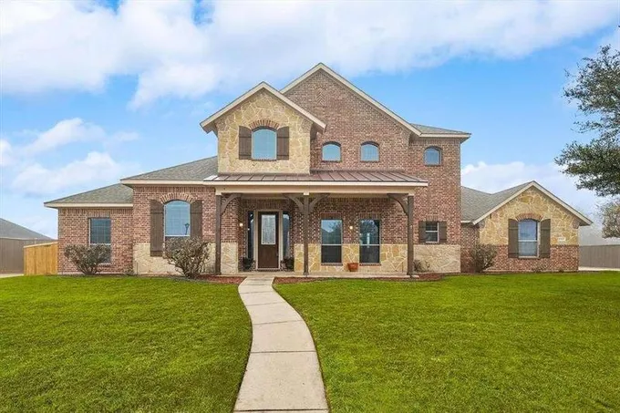 6421 Mountain Peak Court, Midlothian, TX 76065  624959332 for Sale