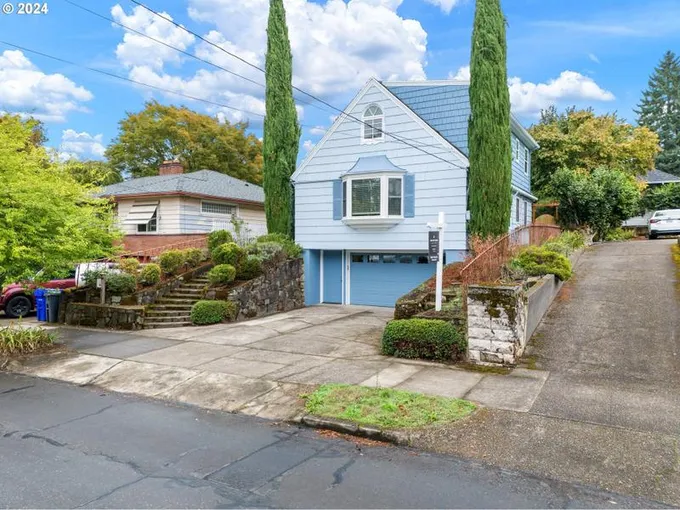 930 SE 53RD AVE, Portland OR 97215 for Sale