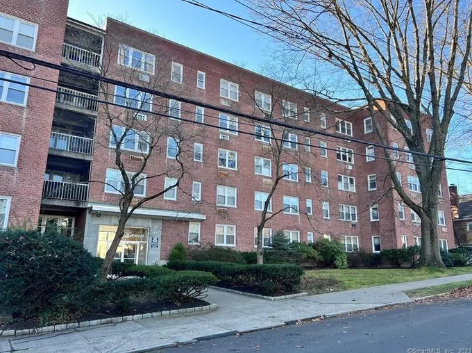 54 W North St #102, Stamford, CT 06902 - MLS 170615075 for Sale