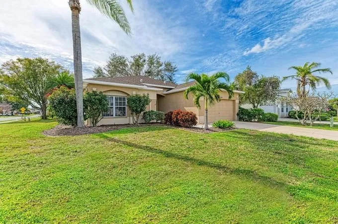 4610 50th Ave W, Bradenton, FL 34210 - MLS A4594973 for Sale