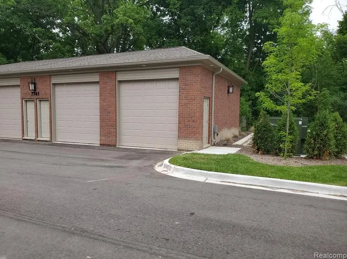 7741 N 25 Mile Road N, Shelby Twp, MI 48316 - MLS 20230100011 for Sale