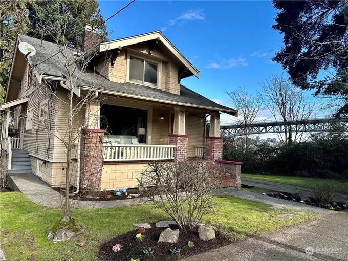 354 Fulton Street, Seattle, WA 98109 for Sale