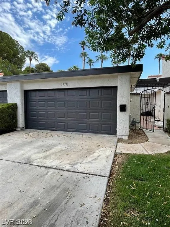 3436 Pino Circle, Las Vegas, NV 89121 for Sale