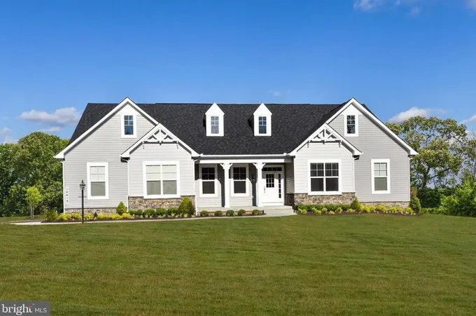 1900 Sandy Point Rd, Nanjemoy, MD 20662 - MLS MDCH2029392 for Sale