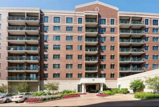 770 PEARSON ST APT 302, Des Plaines, IL 60016 Condominium For Sale  MLS# 11960609