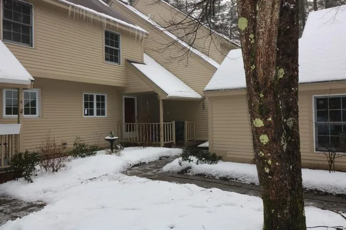 29 Perry Lane, Unit 3, Swanzey, NH 03446 for Sale