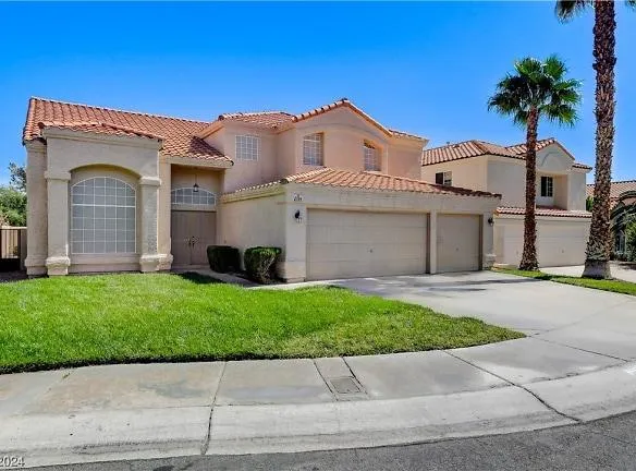 2704 Grafton Ct - Las Vegas, NV 89117 - Home For Rent