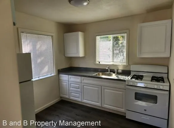 520 Maple St - West Sacramento, CA 95691 - Home For Rent