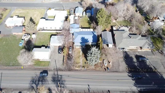 1525 SE Lynn Boulevard, Prineville, OR 97754  623699524 for Sale