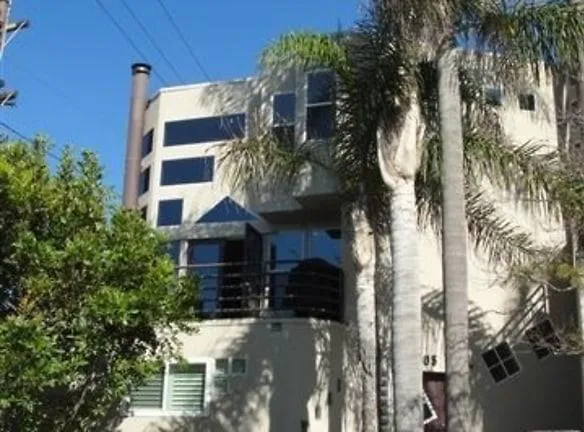 1405 Manhattan Ave - Hermosa Beach, CA 90254 - Home For Rent