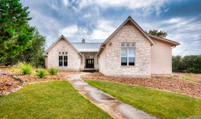 113 Legend Hollow, Boerne, TX 78006 for Sale