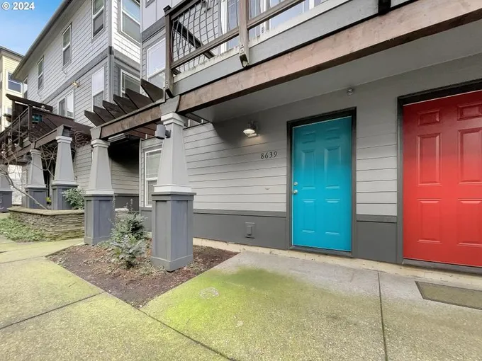 8639 N CRAWFORD ST, Portland OR 97203 for Sale