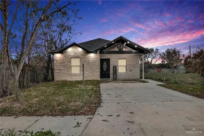 229 W Flores Street, Pharr, TX 78577 for Sale