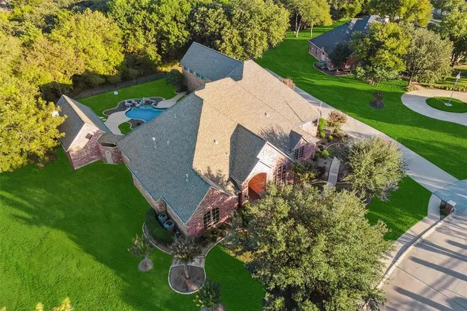 2041 Dove Creek Ct, Lewisville, TX 75077 for Sale