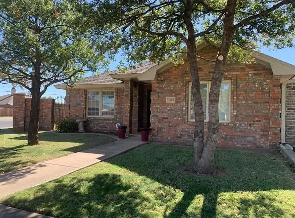 5801 110th St - Lubbock, TX 79424 - Home For Rent