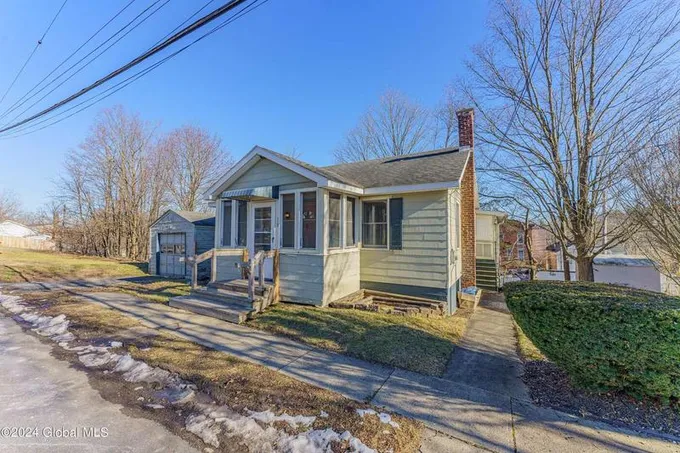 18 Herkimer Street, Victor, NY 12884  624588287 for Sale