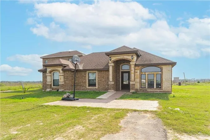 9445 Mile 20 Road, Edcouch, TX 78538 for Rent