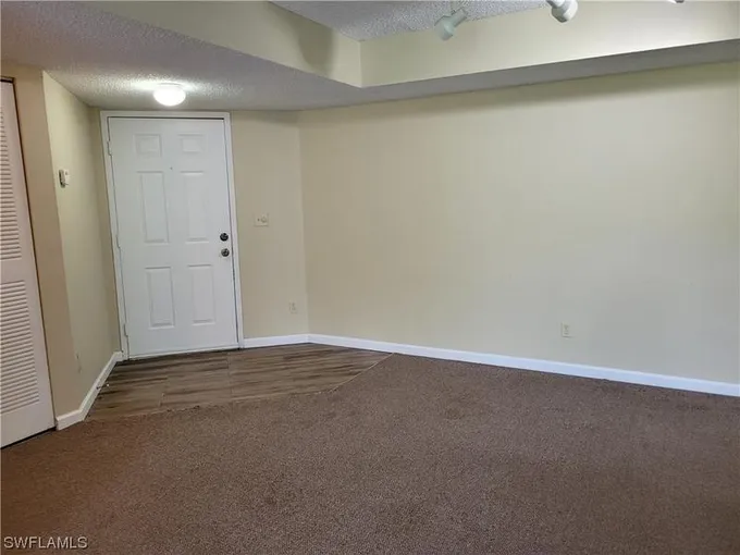13615 Eagle Ridge Drive, Unit 1611 WITH GARAGE #1601, Fort Myers, FL 33912 for Sale