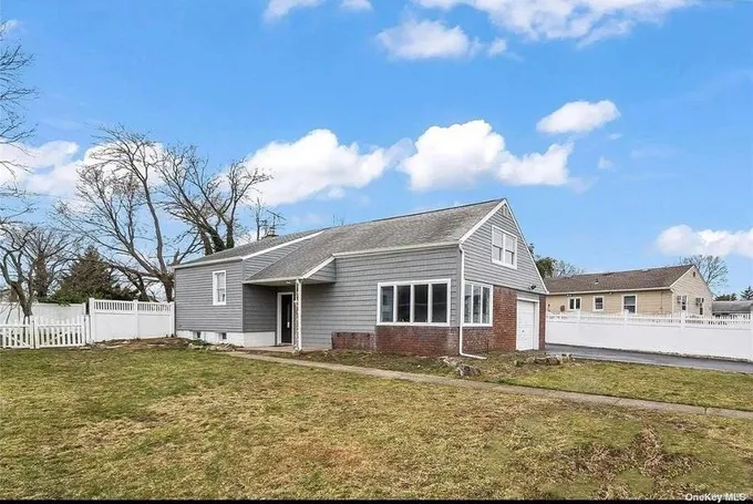 Hicksville, Nassau County, NY House for sale Property ID: 418539736