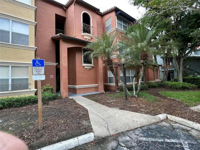 5148 CONROY RD # 38, ORLANDO, FL 32811 Condominium For Sale  MLS# O6160136
