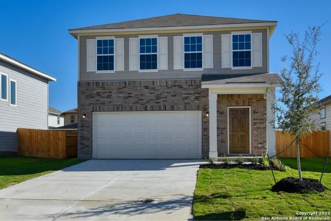 2553 Ayers Drive, Seguin, TX 78155 for Sale