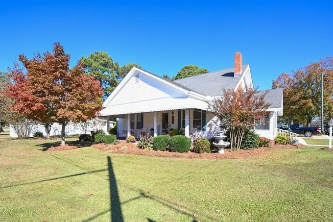 700 West Main Street, Benson, NC 27504 for Sale
