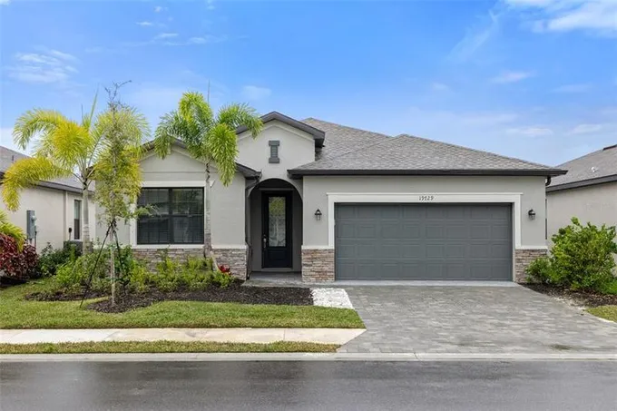 19729 Fishhawk Trail, Venice, FL 34293 for Sale