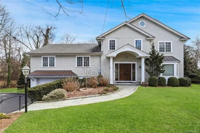 51 CROSSWAY, Scarsdale, NY 10583 Single Family Residence For Sale  MLS# H6284858
