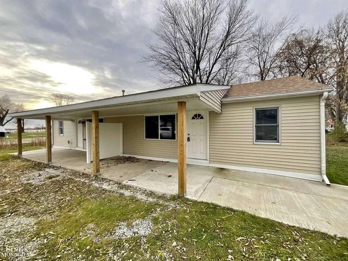 5358 Harcus, Algonac, MI 48001  614388292 for Rent