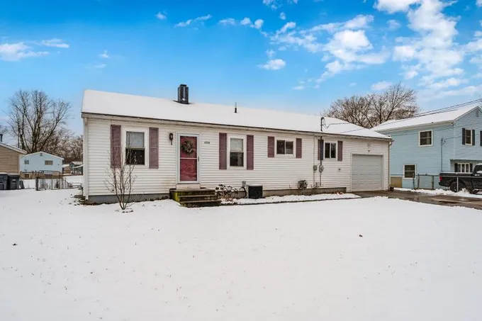 Portage, Kalamazoo County, MI Lakefront Property, Waterfront Property, House for sale Property ID: 418829149