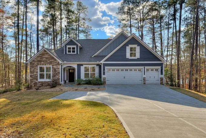 207 JACQUE CIR, Mc Cormick, SC 29835 Single Family Residence For Sale  MLS# 523328