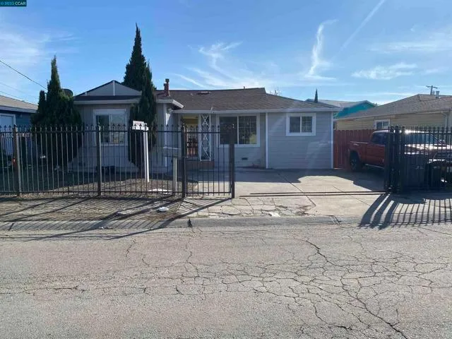 218 Kerwin Ave, Oakland CA 94603 for Sale