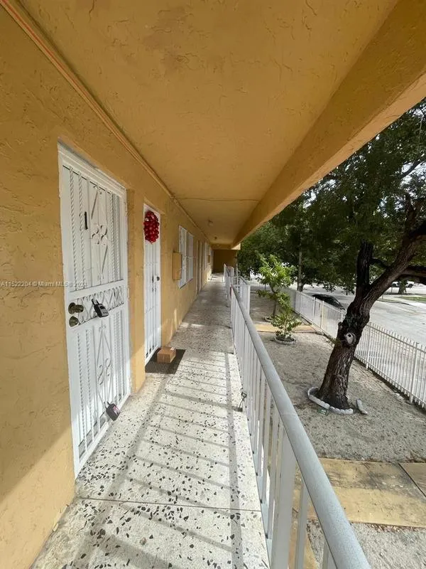 515 Southwest 3rd Street, Unit 11, Miami, FL 33130 for Rent