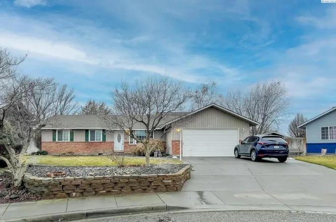 500 N OKLAHOMA PL, Kennewick, WA 99336 Single Family Residence For Sale  MLS# 273546