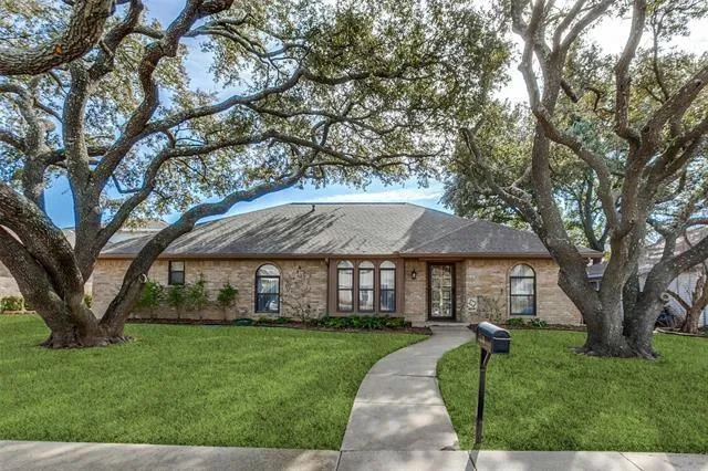 7418 BLUEFIELD DR, Dallas, TX 75248 Single Family Residence For Sale  MLS# 20531499