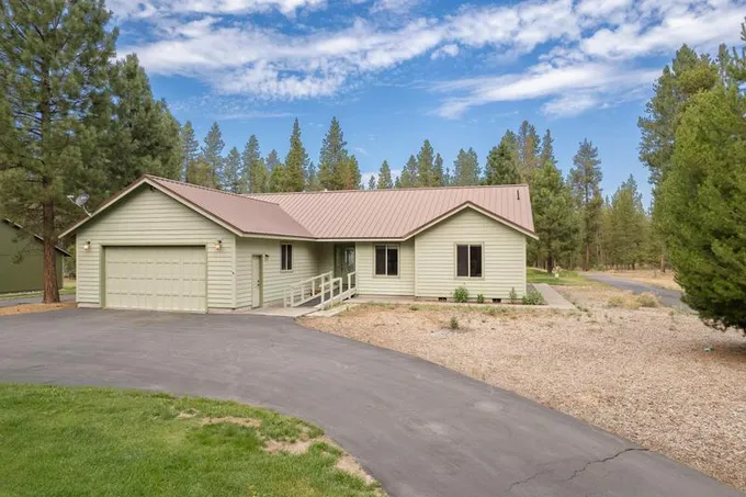 2053 Checkrein Lane, La Pine OR 97739 for Sale