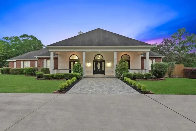 11961 Scarlet Oak Trl, Conroe, TX 77385 for Rent