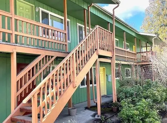 992 1/2, 996, 1012 W 4th Ave Units A-B & 01-06 Apartments - 996 1012 W 4th Ave Units A B 01 06 - Eugene, OR Apartments for Rent
