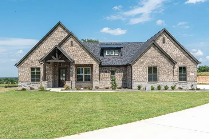 4021 Westfork Way, Springtown, TX 76082 - MLS 20508964 for Sale