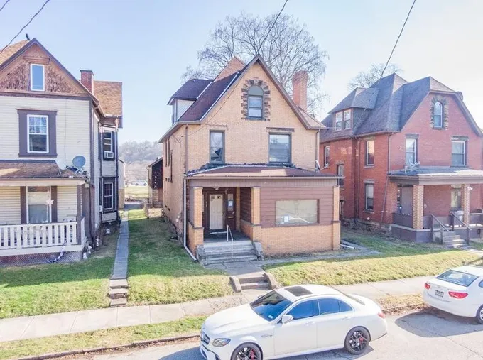 514 5th Ave, New Kensington, PA 15068 - MLS 1639588 for Sale