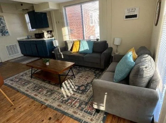 600 E Main St unit 5 - Waynesboro, VA 22980 - Home For Rent