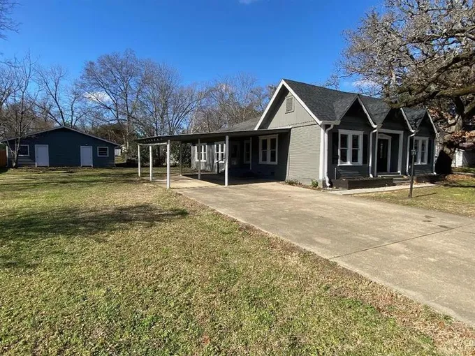 423 N Oleander St, Grand Saline, TX 75140 for Sale