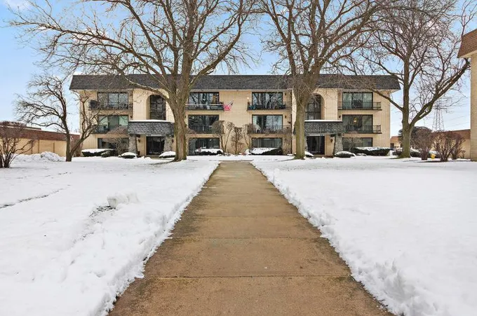 7436 W 153rd St #3, Orland Park, IL 60462 - MLS 11960909 for Sale