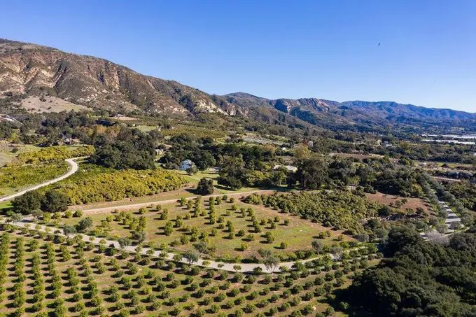 Carpinteria, Santa Barbara County, CA House for sale Property ID: 418684480