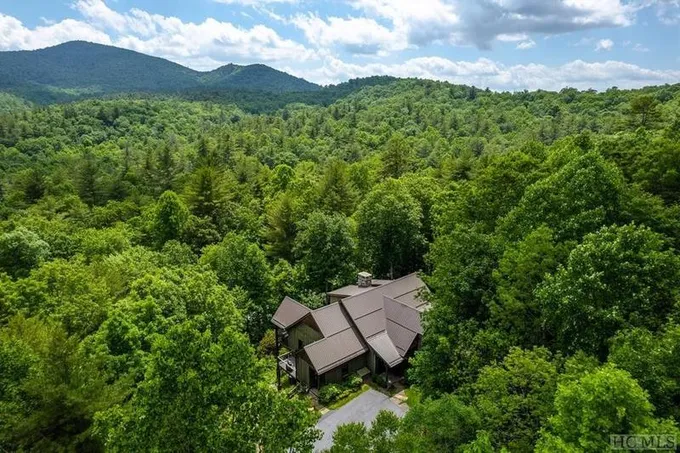 Cashiers, Jackson County, NC House for sale Property ID: 418642928
