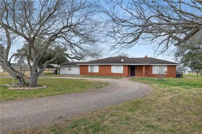 3422 County Road 36, Robstown, TX 78380 for Sale
