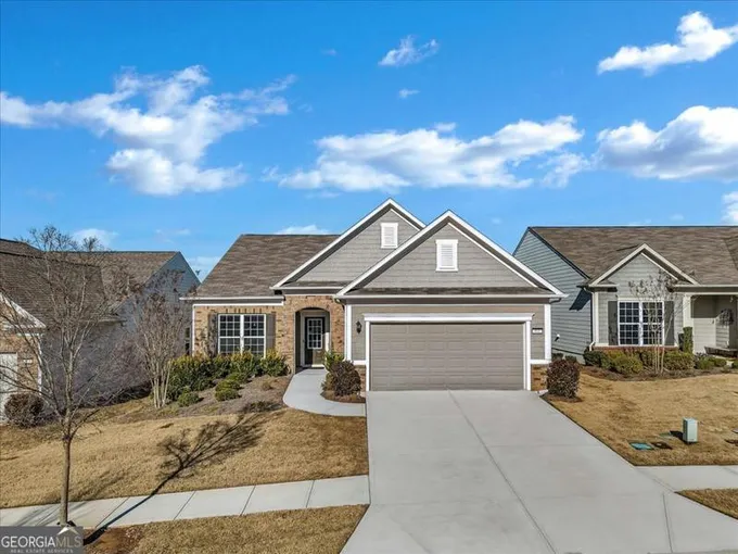 811 FIREFLY CT, Griffin, GA 30223 Single Family Residence For Sale  MLS# 10240550