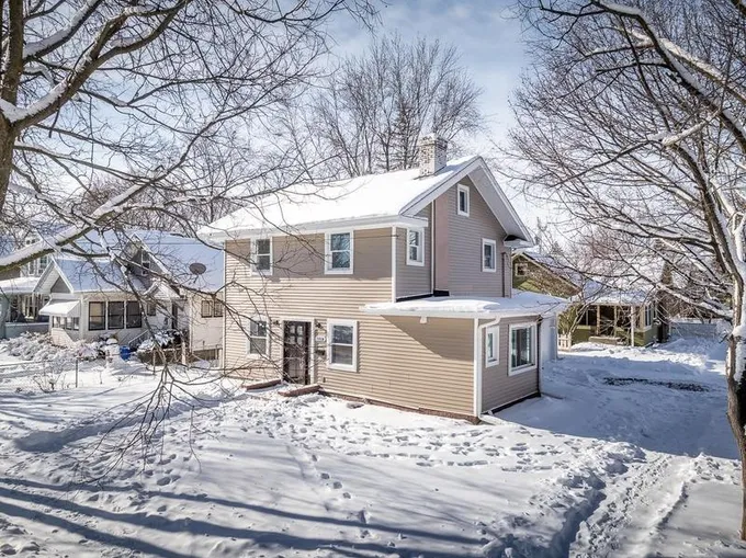 1938 Cumberland Street, Rockford, IL 61103 for Sale