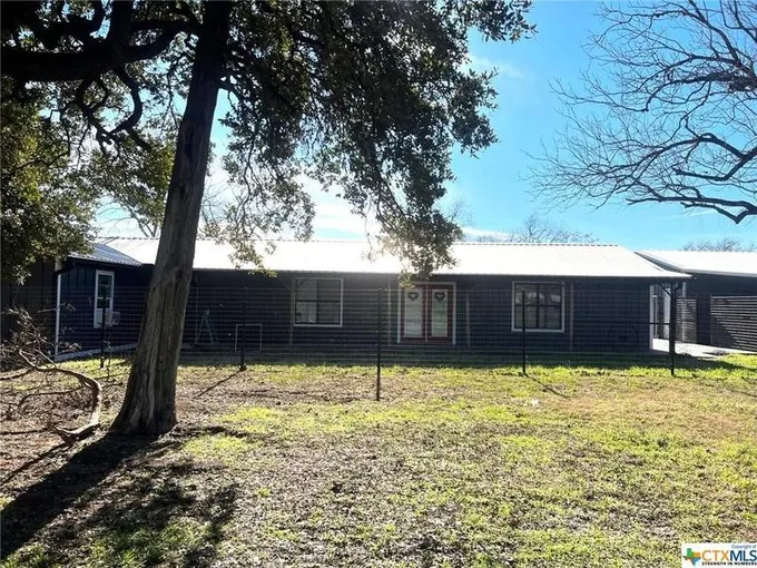 217 Burt Street, Yoakum, TX 77995 for Sale